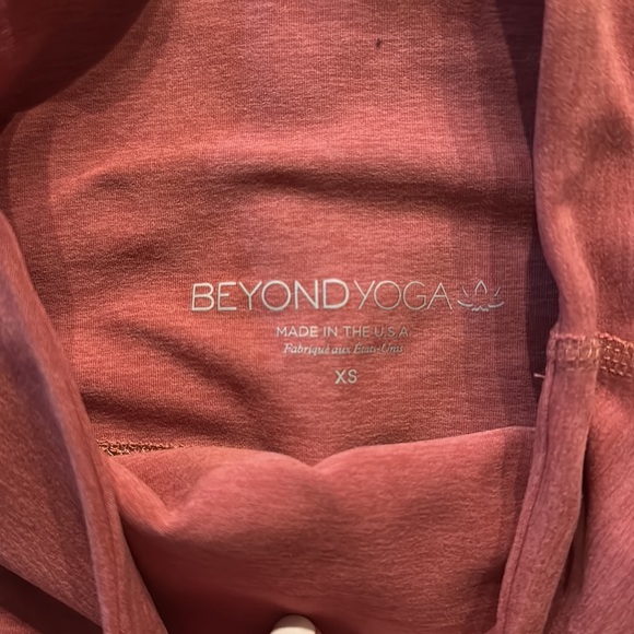 Beyond Yoga Leggings. - Picture 5 of 5